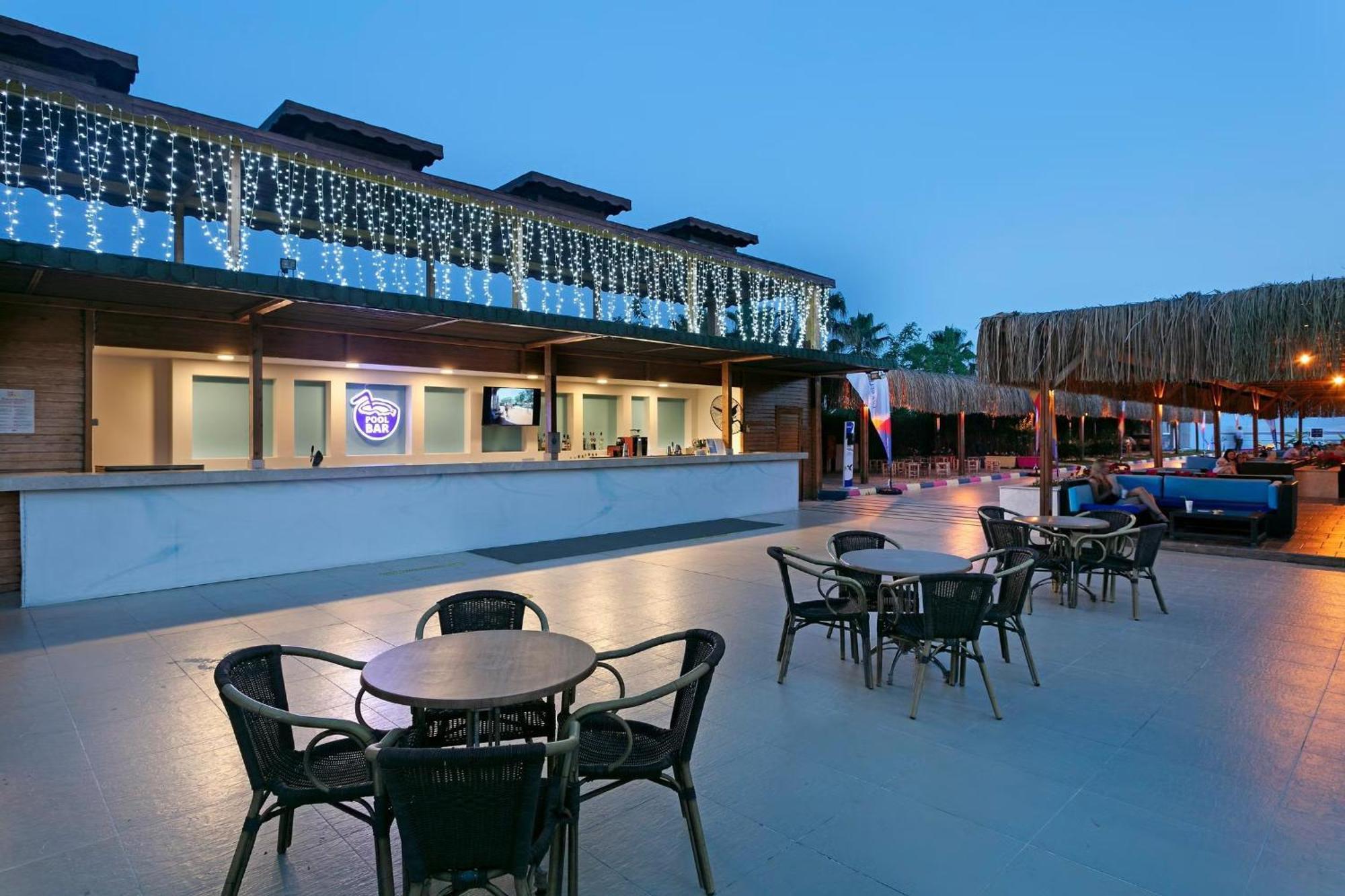 Armas Life Belek Hotel Exterior foto