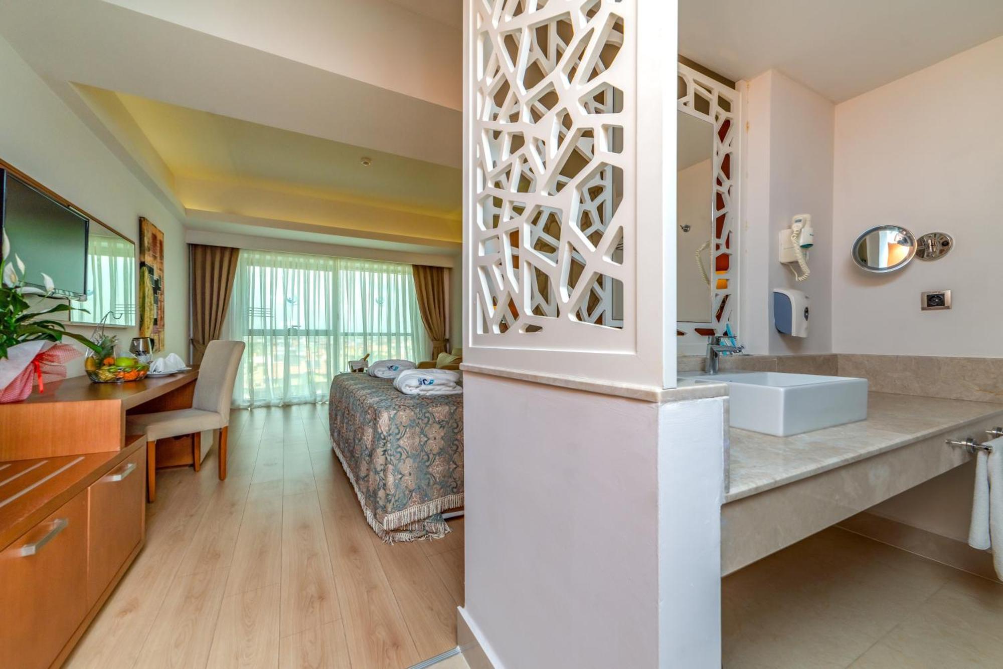 Armas Life Belek Hotel Cameră foto
